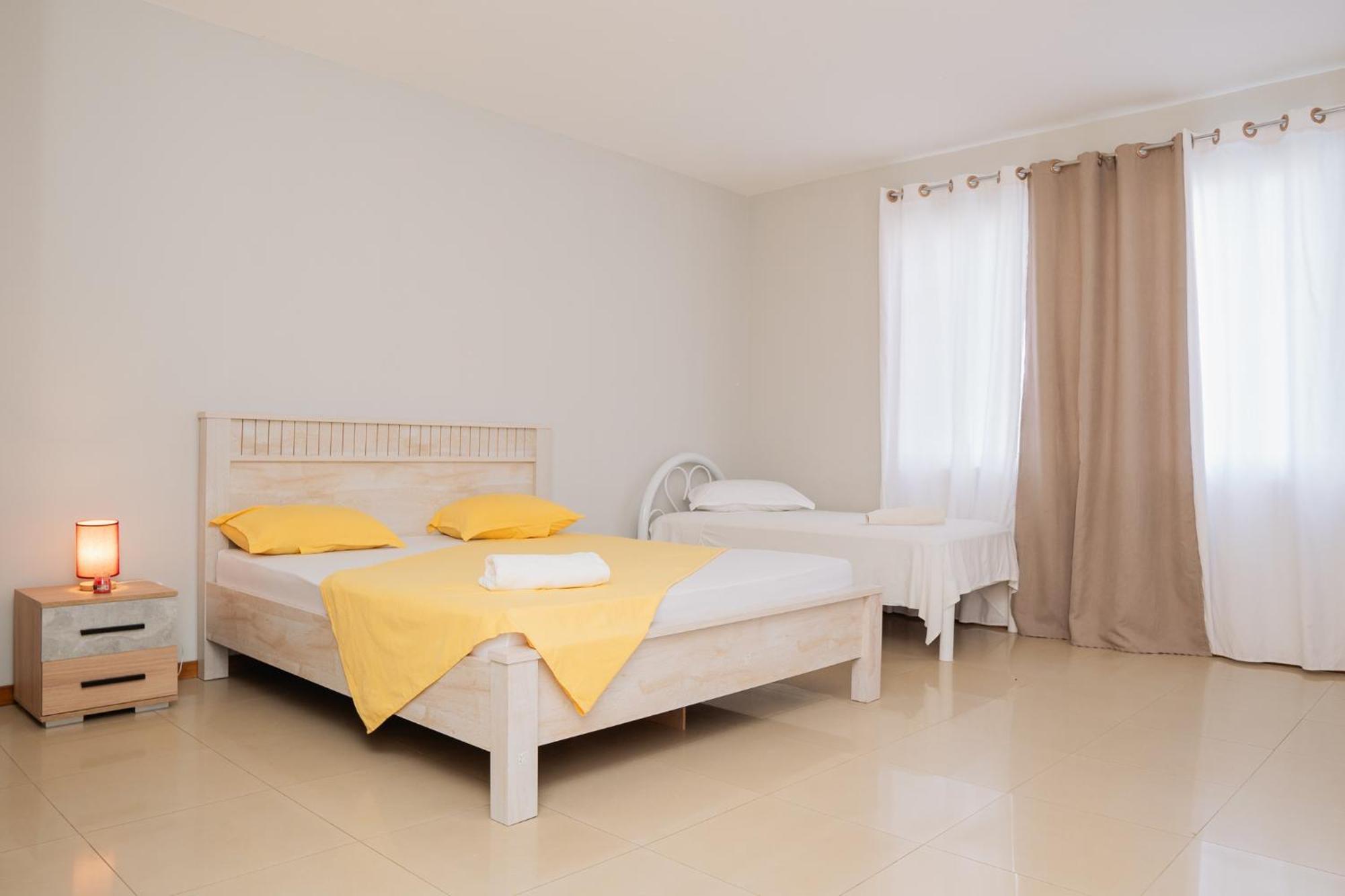 Praia Guest House المظهر الخارجي الصورة