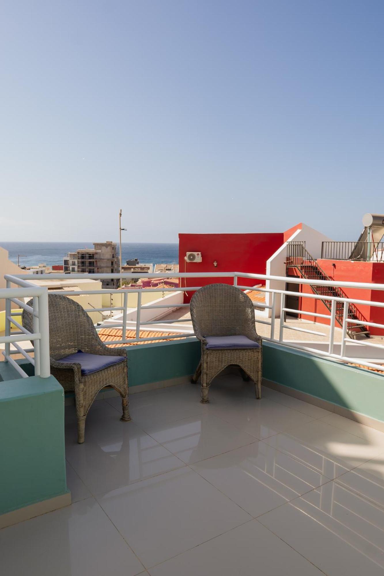 Praia Guest House المظهر الخارجي الصورة