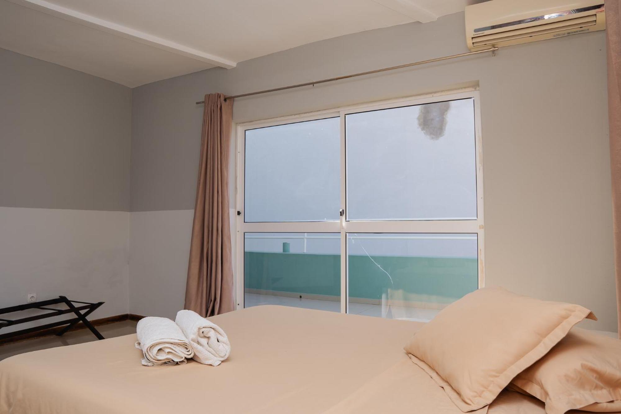 Praia Guest House المظهر الخارجي الصورة
